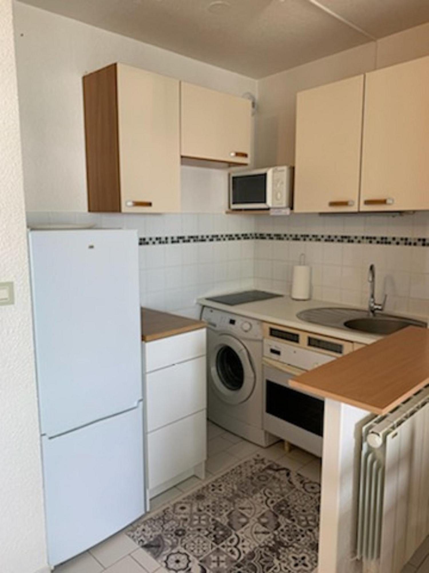 Vittoria Immobilier 12 -Reglement Sur Place - Cheques Vacances Acceptes La Grande-Motte Room photo
